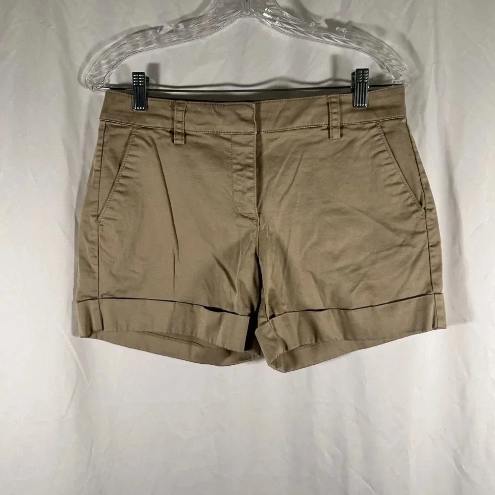 Old Navy Shorts Women's 6 Khaki Stretch Low Waist Cotton Blend Rolled Hem